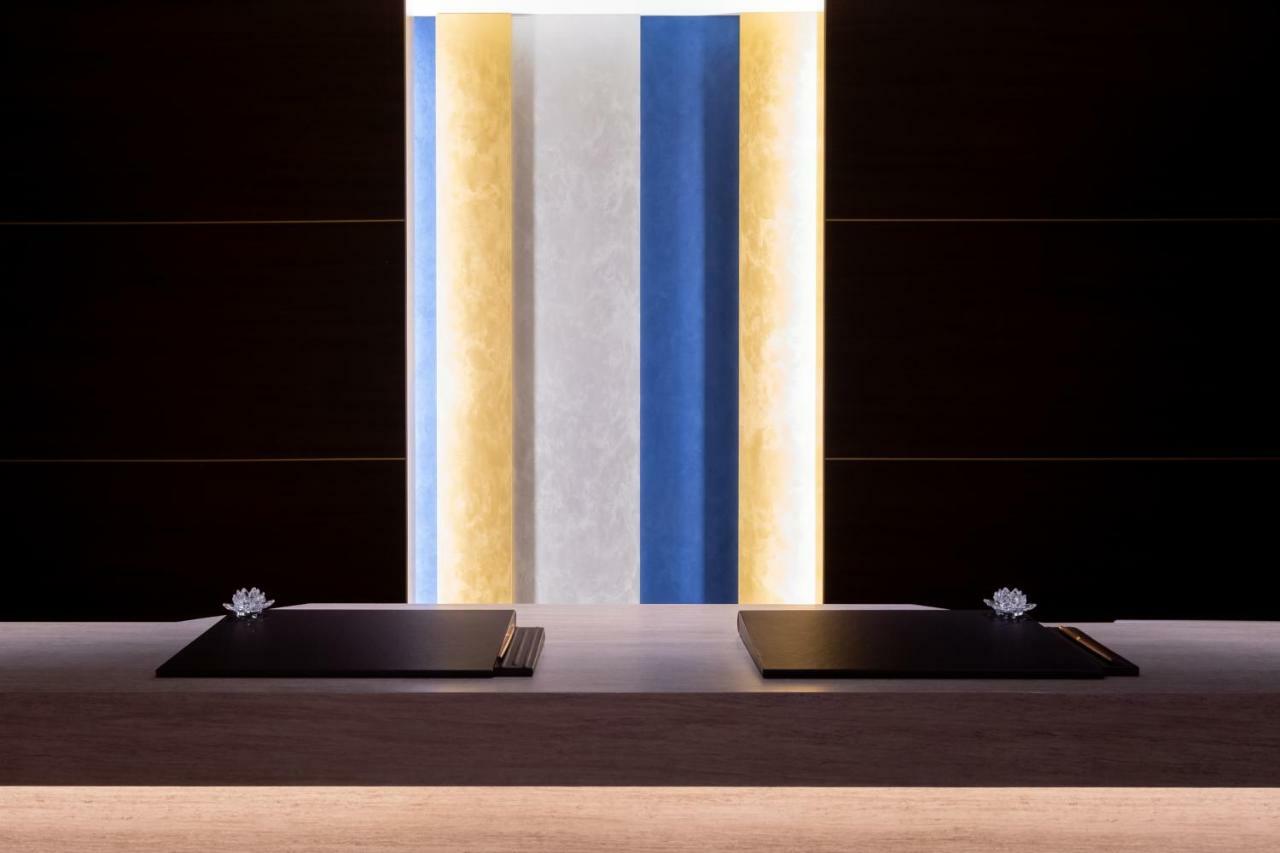Shinsaibashi Crystal Ōsaka